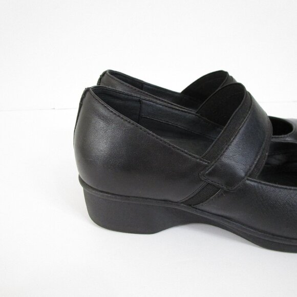 SOLD Womens Classic Solid Black Leather Mary Jane Heels Shoes Size 38 7.5 8 - Picture 4 of 8
